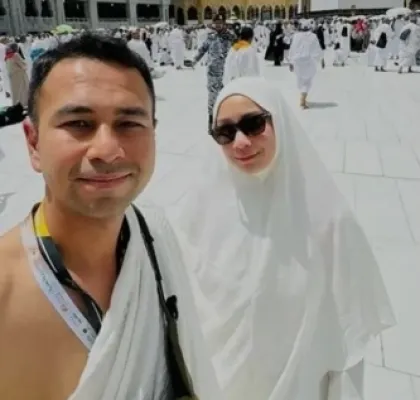 Deretan Artis Naik Haji Lebih dari Sekali, Ada yang Sampai 33 Kali