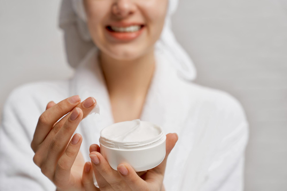 5 Rekomendasi Moisturizer untuk Ibu Hamil agar Wajah Cerah dan Glowing, Aman untuk Janin!
