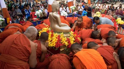 Apa Saja yang Dilakukan saat Hari Raya Waisak? Ini Rangkaian Kegiatan Umat Buddha