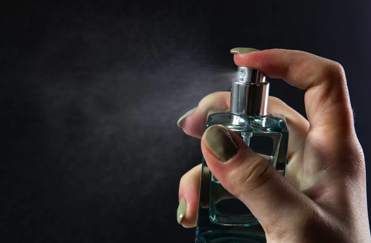 5 Rekomendasi Parfum Lokal Terbaik yang Wangi dan Tahan Lama