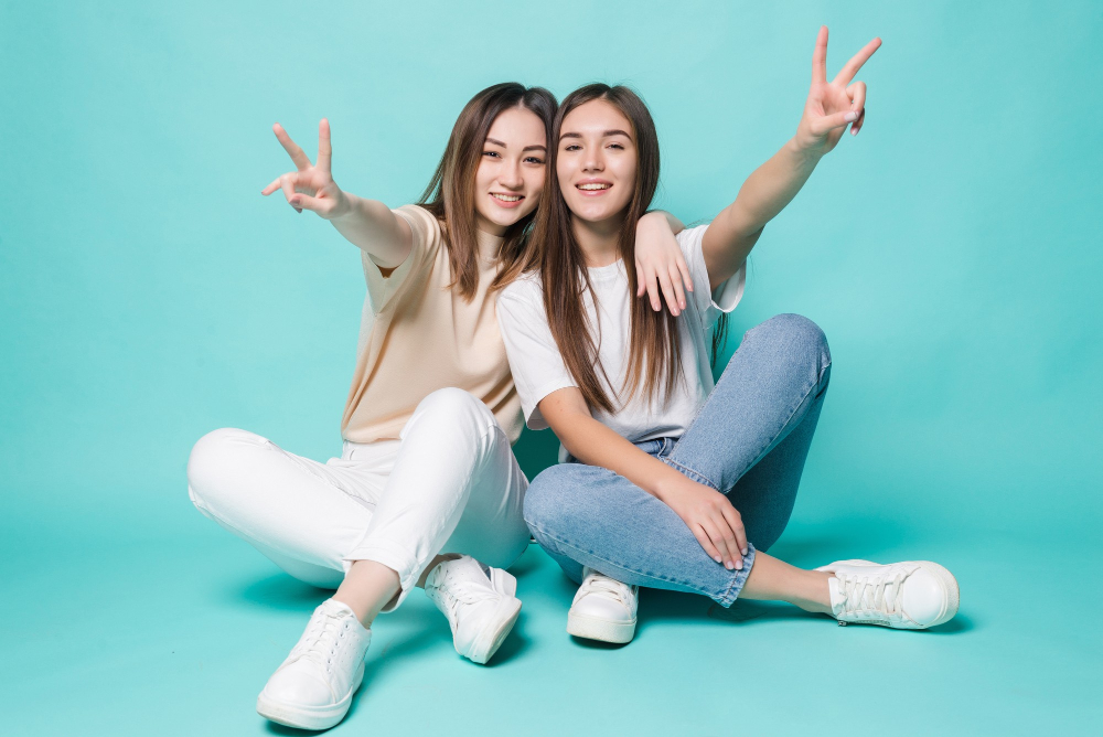 7 Rahasia Kenapa Gemini Selalu Jadi Sahabat Paling Asyik, Bukan Red Flag!