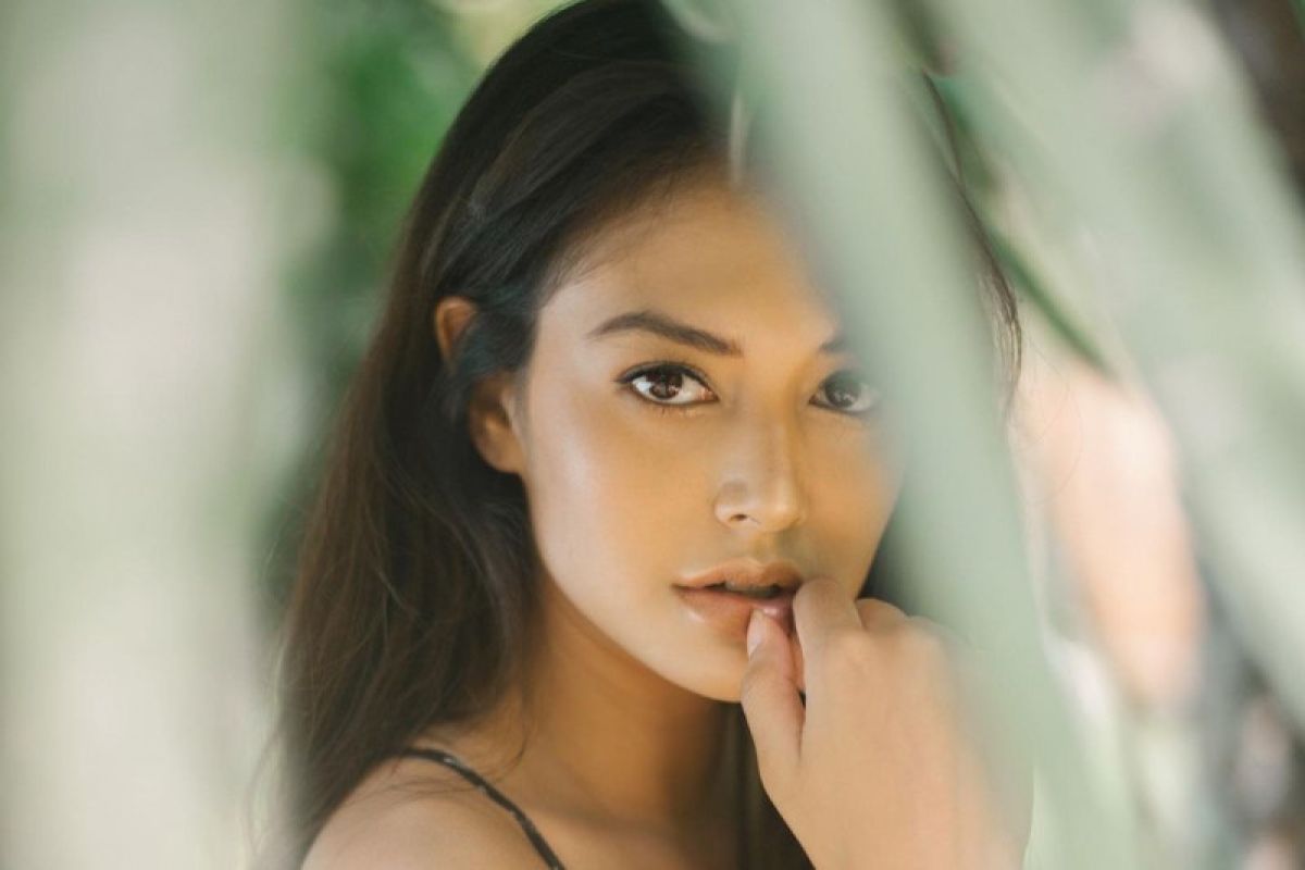 6 Zodiak Wanita yang Paling Sering Dikejar Pria, Pesonanya Susah Ditolak!