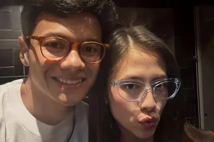 Dari PDKT Panjang hingga Menikah, Begini Kisah Cinta Adhisty Zara dan Tsaqib