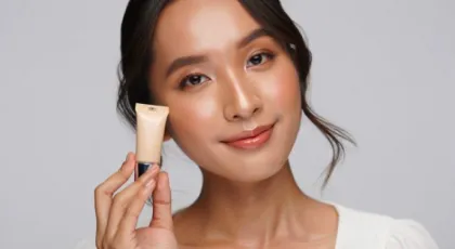 Foundation Tiba-Tiba Jadi Gelap Setelah Dipakai? Ini 5 Penyebab yang Jarang Diketahui