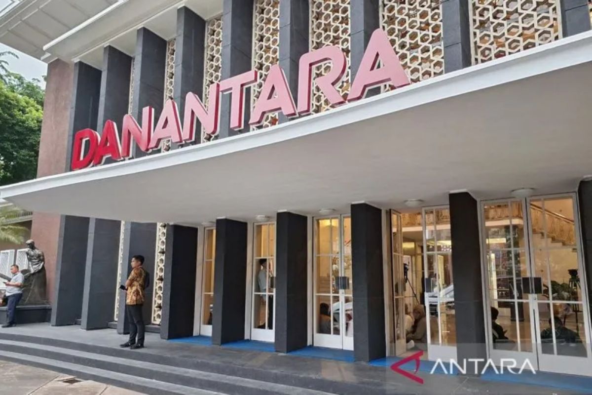 Danantara Mulai Jual Obliga...