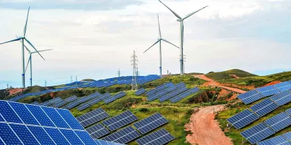 Pemerintah Diminta Konsisten Siapkan Regulasi Transisi ke Energi Hijau