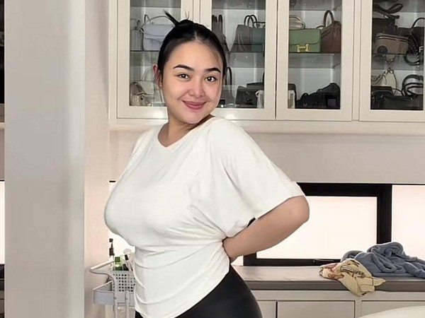 Amanda Manopo Pakai Stagen ...