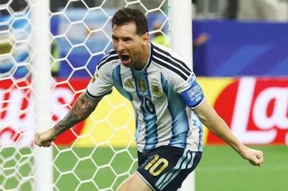 Lionel Messi Kantongi Ratus...