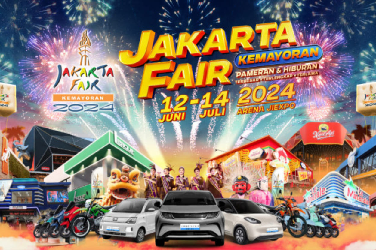 Beli Emas di Jakarta Fair 2...