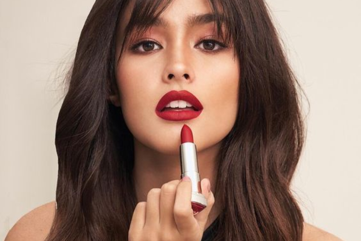7 Rekomendasi Lipstik Terba...