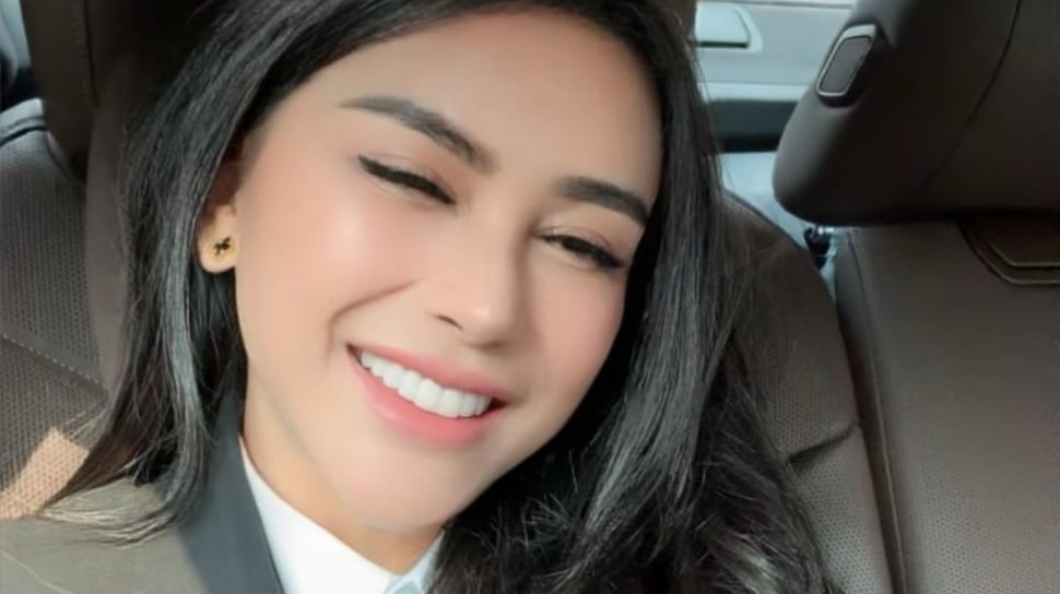 Bebizie Pamer Jabatan Baru,...