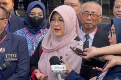 Profil Dokter Tifa: Lulusan...