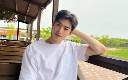 Mengejutkan! Cha Eunwoo Mas...