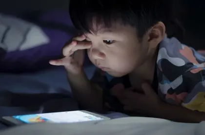 8 Cara Ampuh Mencegah Anak Kecanduan HP, Orang Tua Wajib Tahu!