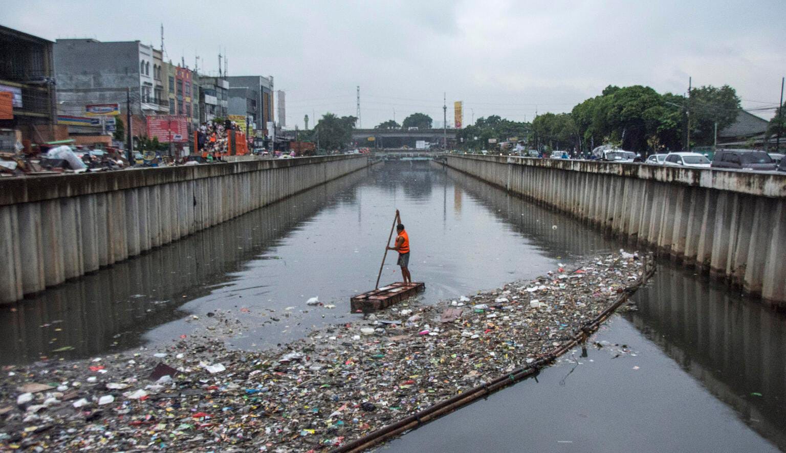 35 Persen Warga Jakarta Belum Terjangkau Air Bersih, Pencemaran Air Tanah dan Sungai Jadi Sorotan