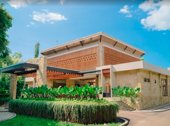 6 Rekomendasi Hotel Terbaik...
