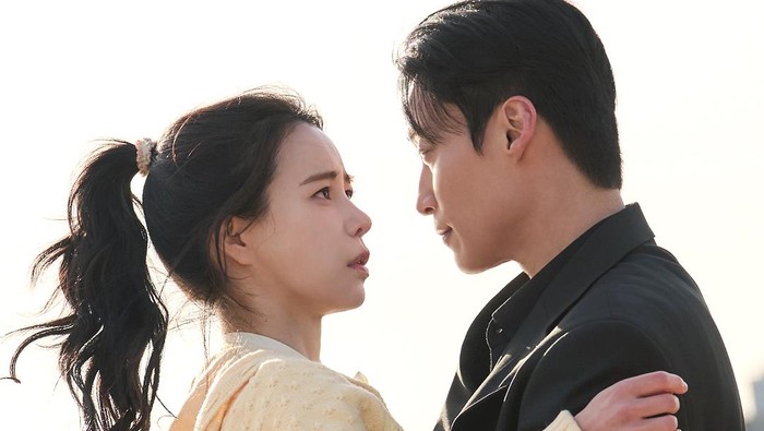 Belum Nonton? Ini 4 Drama K...