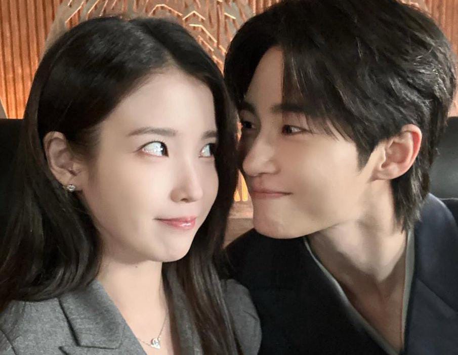 Byeon Woo Seok Penyebab IU dan Lee Jong Suk Putus? Chemistry di Perfect Crown Tuai Kontroversi