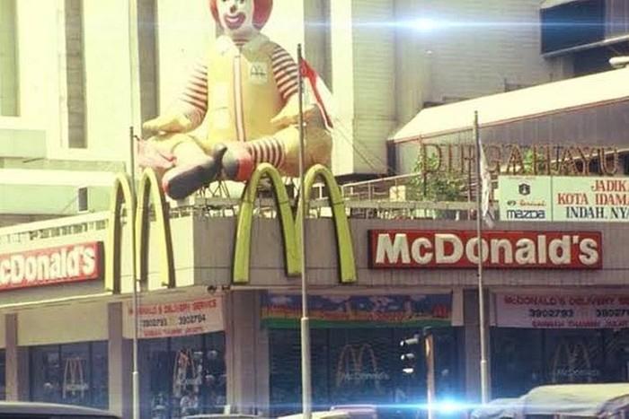 5 Tempat Makan Legendaris d...