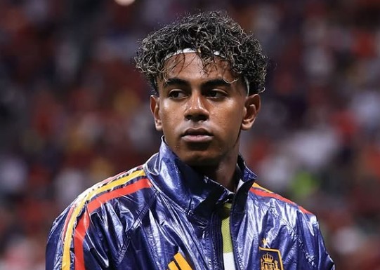 Berapa Gaji Yamine Lamal? Hingga Disebut Sebagai Pesepakbola Muda Dengan Bayaran Tertinggi