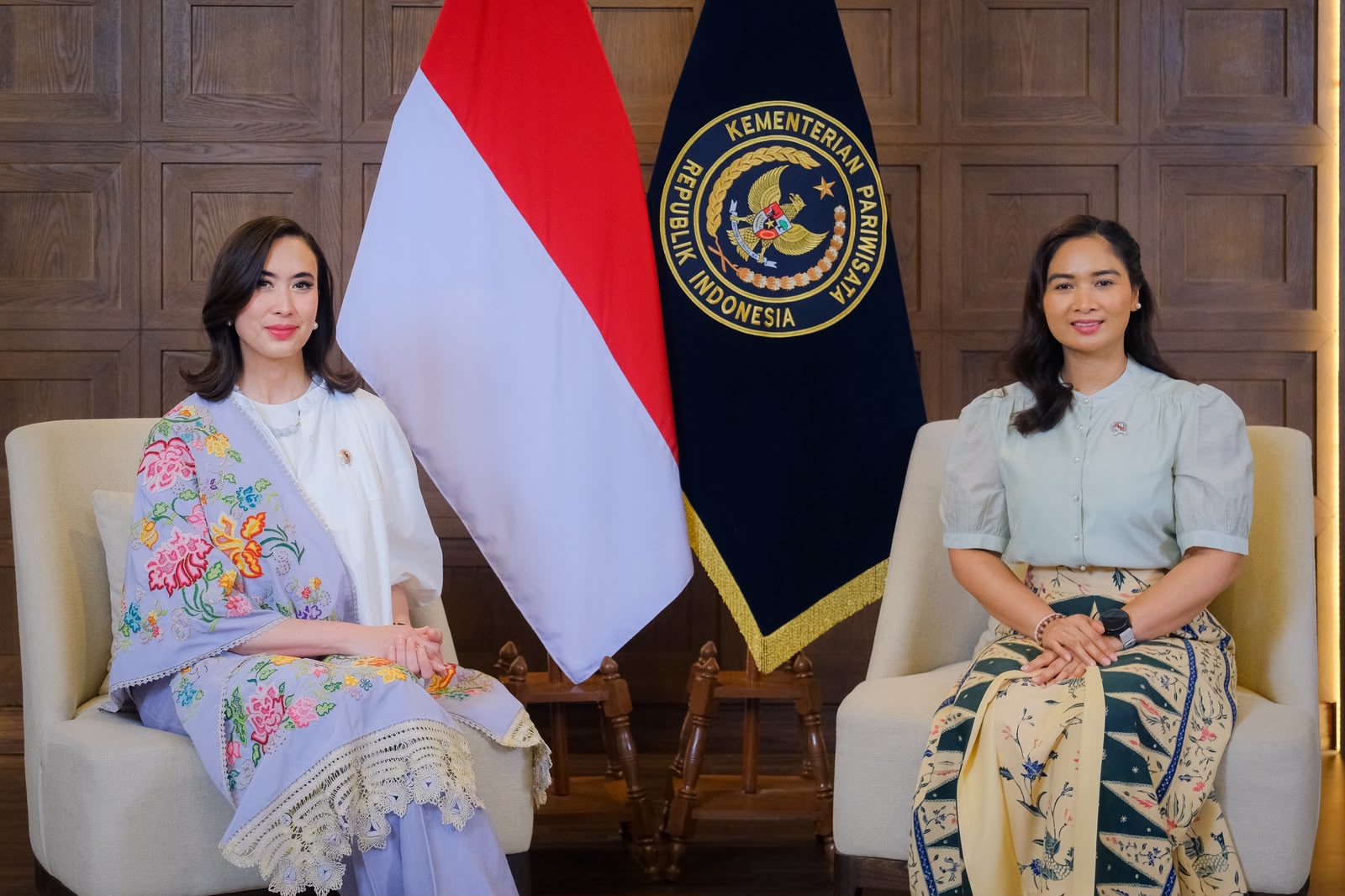 Dibawah Kepemimpinan Duo Sr...