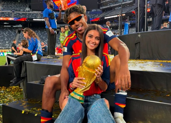 Bikin Baper! Ines Garcia Tulis Pesan Menyentuh untuk Lamine Yamal Setelah Jadi Juara Piala Dunia 2026