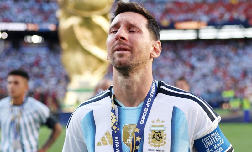 Lionel Messi Mendadak Diben...