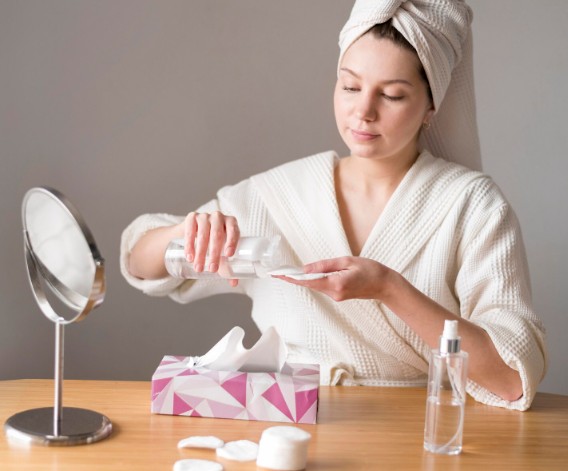 Micellar Water vs Milk Clea...