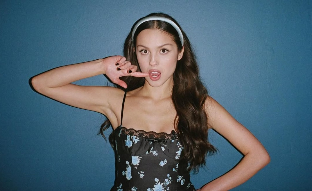 Olivia Rodrigo Kepergok Ber...