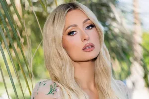 Perjuangan Panjang Membuahkan Hasil, Paris Hilton Lega Izin Sekolah Tempatnya Dilecehkan Akhirnya Dicabut