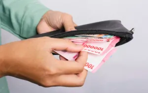 6 Tips Finansial untuk Fres...