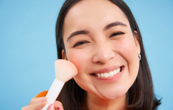 Skin Tint, Cushion, atau Fo...