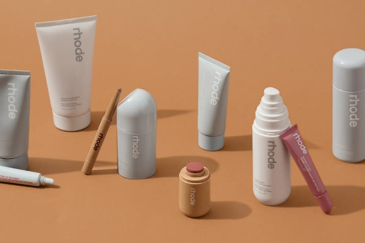 Rhode Kalahkan Louis Vuitton hingga Rare Beauty, Ini 10 Brand Fashion dan Beauty Paling Dicintai Gen Z