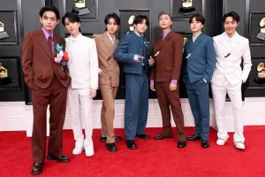 Video Penampilan BTS Hilang...