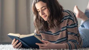 4 Buku yang Wajib Dibaca Pe...