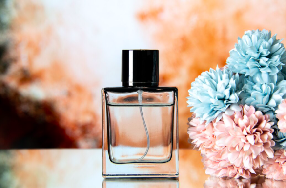 Ingin Wangi Berbeda dari Orang Lain? Ini Tips Menciptakan Aroma Parfum Sendiri