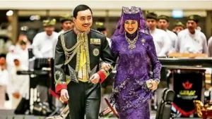 Gelar Kerajaan Istri Panger...