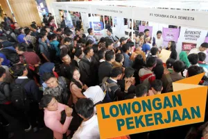 Tidak Hanya Kucurkan Bantuan, Pemerintah harus Perhatikan Penyediaan Lapangan Pekerjaan