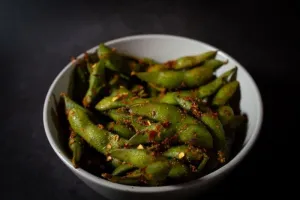 5 Camilan Tinggi Protein da...