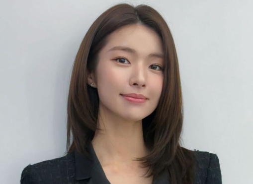 Wawancara Ibu Ha Young Kembali Viral, Dianggap Tone Deaf Usai Akui Simpan Uang Cash Miliaran di Brankas Rumahnya