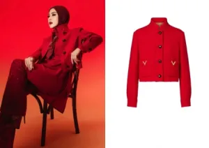 Makin Cetar! Syahrini Kenakan Blazer Valentino Merah di Pemotretan Terbaru, Harganya Tembus Rp80 Juta