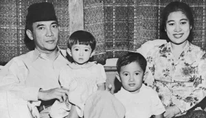 8 Kisah Cinta Presiden Indo...