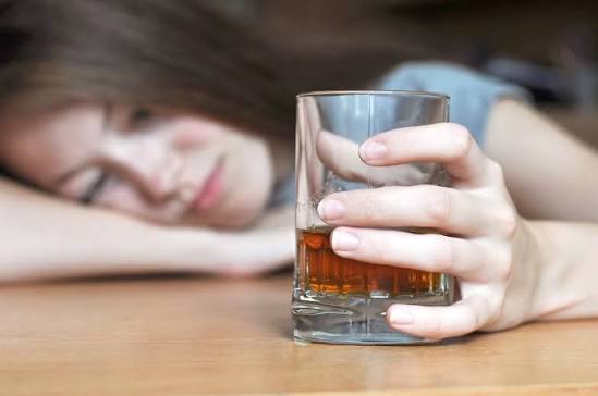 Bukan Cuma Air Putih, Ini 4 Minuman yang Jauh Lebih Efektif Menghidrasi Tubuh
