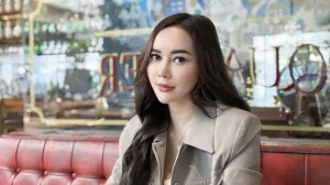 Sudah 4 Tahun Jalin Asmara, Aura Kasih Beberkan Alasan Tutupi Sosok Kekasih Barunya