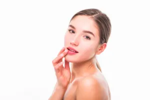4 Rekomendasi Lip Gloss Nat...