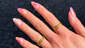 5 Nail Art Cantik yang Jadi...