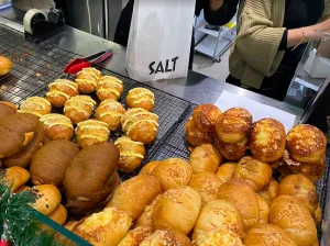 7 Salt Bread Viral di Bandu...