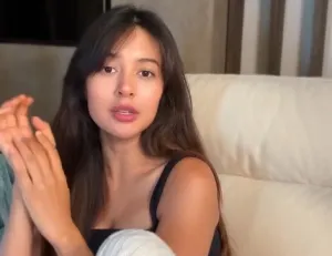 Aurelie Moeremans Tegaskan ...