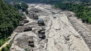 Kenapa Banjir Nepal Begitu ...
