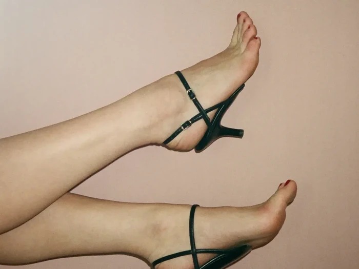 Jeffrey Campbell Rilis Sepa...
